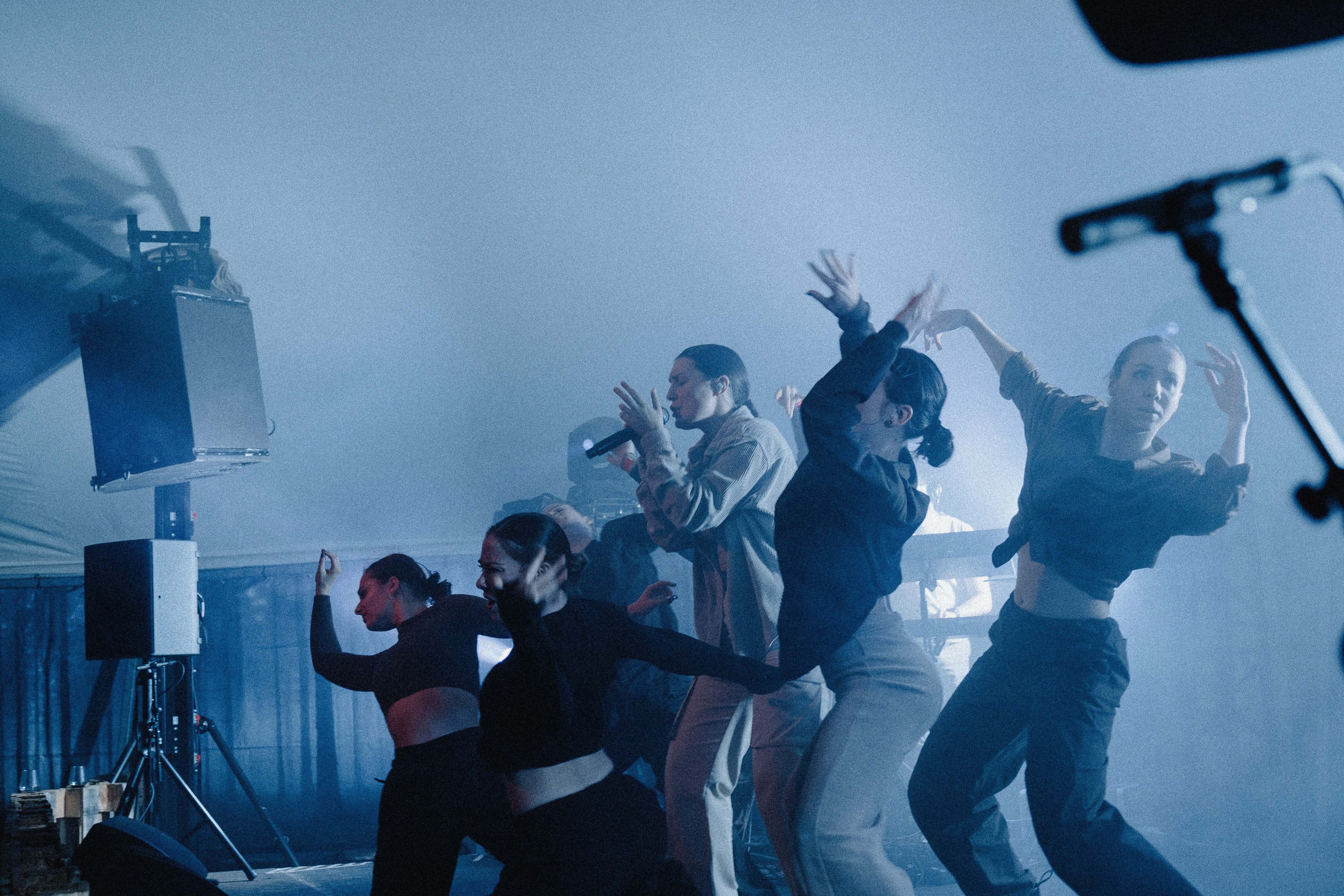 Location: studio danceartmae